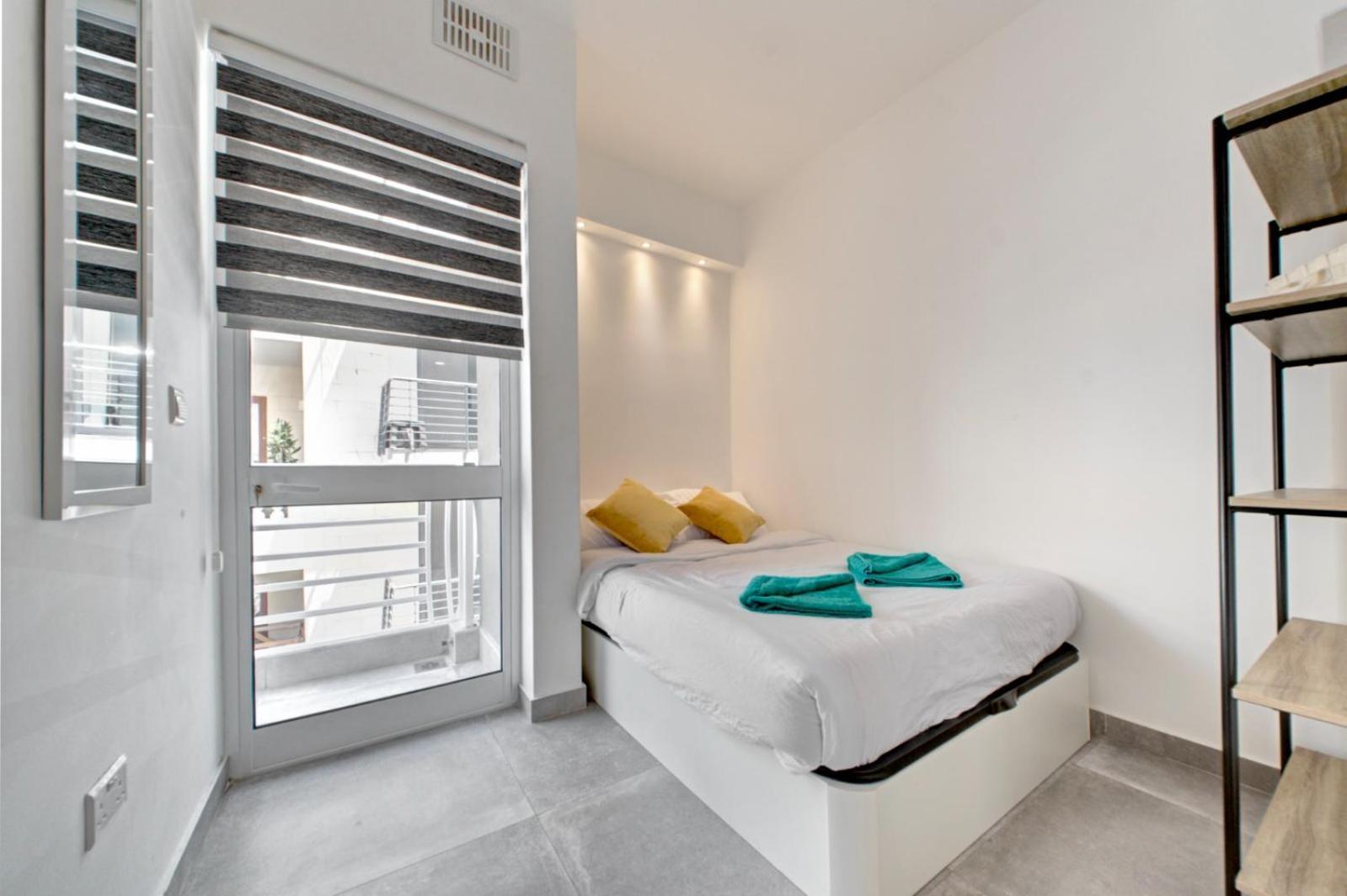 Modern Sliema Apartment Near Sea Exterior photo